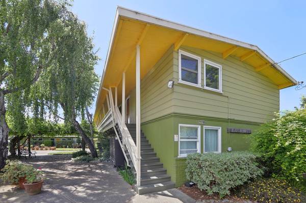 1BR/1BA Apartment · Albany photo 5