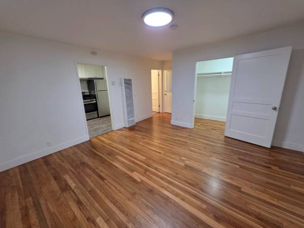 0BR/1BA Apartment · Alameda photo 5