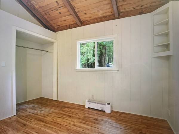 2BR/1BA Single Family House · Pescadero photo 4