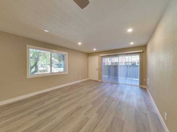 Apartments on Santa Clara St · Hayward photo 4