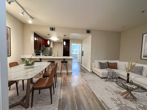 1BR/1BA Apartment · Sunnyvale