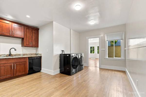 3BR/2BA Apartment · San Francisco photo 3