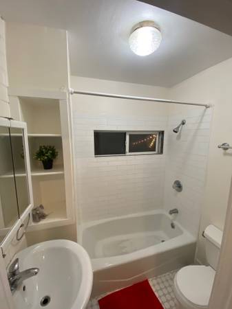 1BR/1BA Duplex · Emeryville photo 5