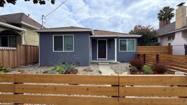 2BR/1BA Duplex on N 17th St · San Jose