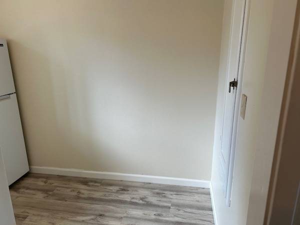 0BR/1BA Apartment on 19th Avenue · San Mateo photo 4