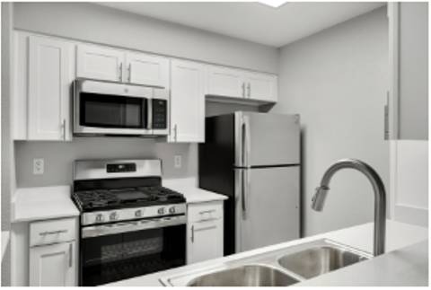 Apartments on Sara Court · Vacaville photo 5