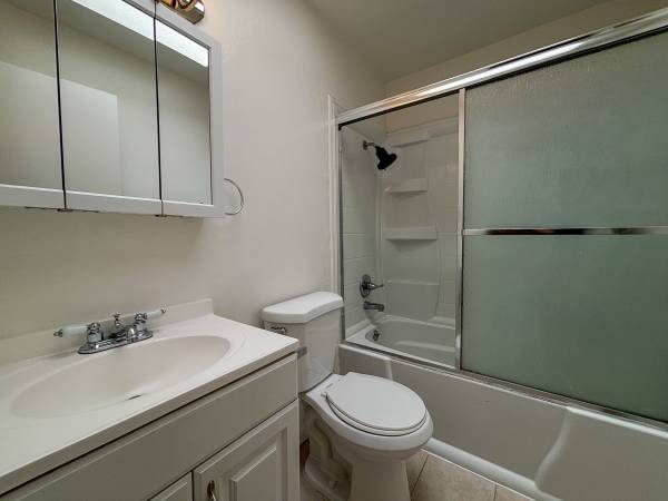 1BR/1BA Apartment · San Francisco photo 5