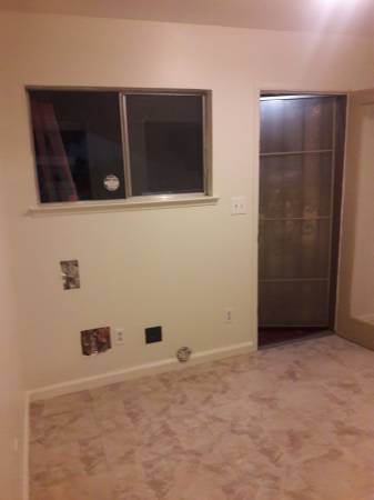2BR/2BA Single Family House · Vallejo photo 3