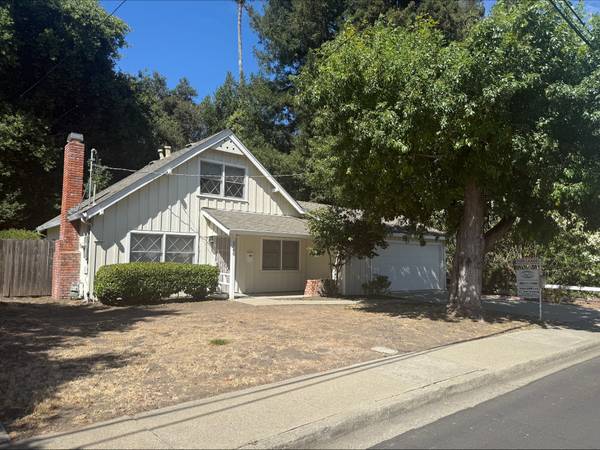 4BR/2BA Single Family House on Robinhood Drive · El Sobrante