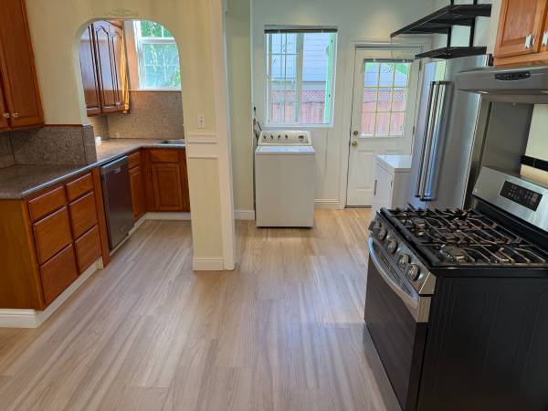 2BR/1BA Apartment · San Francisco