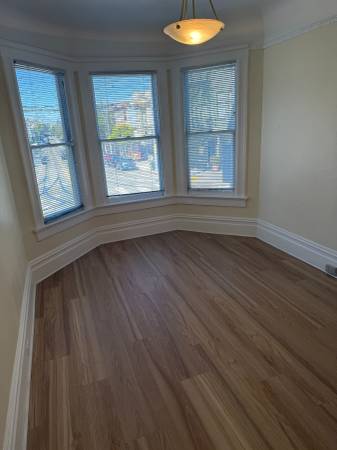 2BR/1BA Apartment · San Francisco photo 2