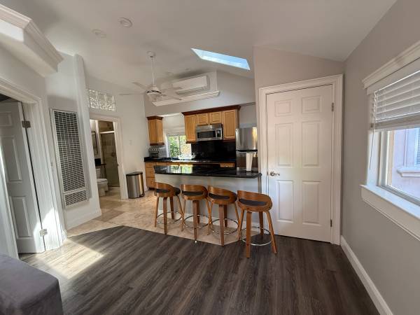 1BR/1BA In Law Adu · Alamo photo 3