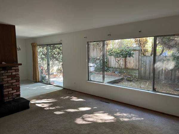 3BR/2BA Flat · Oakland photo 2