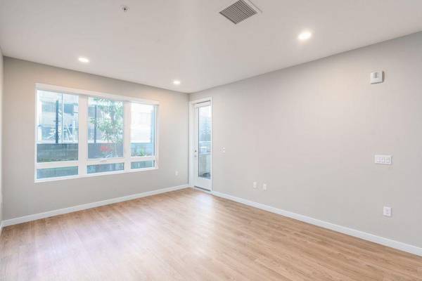 Apartments on Rambla Place · Santa Clara