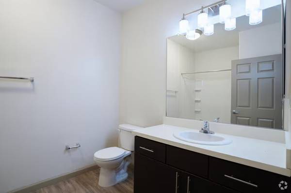 Apartments on Saratoga Dr · Napa photo 5
