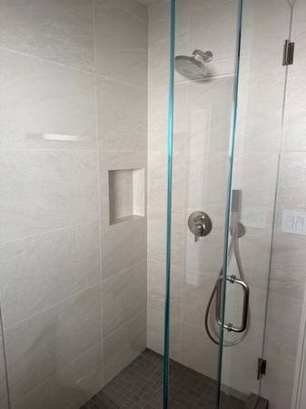 3BR/2BA Duplex · Oakland photo 5