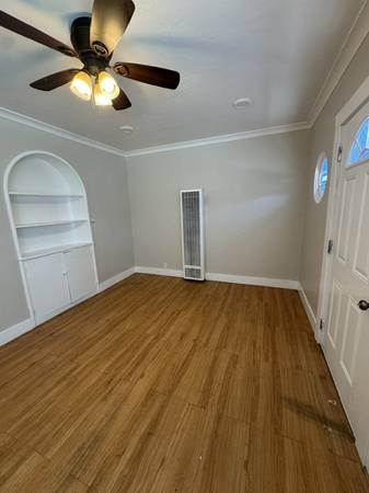 4BR/2BA Single Family House · Santa Cruz photo 3
