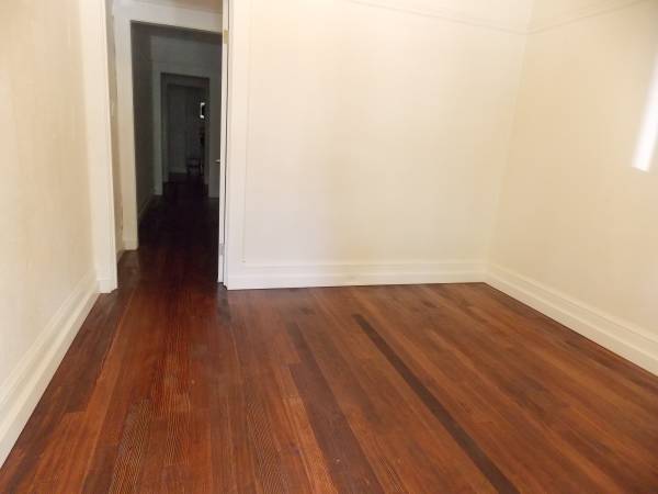 1BR/1BA Duplex · Emeryville