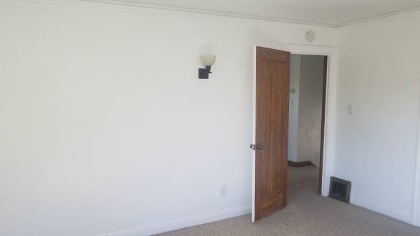 3BR/2BA Single Family House · Berkeley photo 3