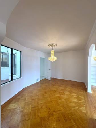 4BR/3BA Single Family House · San Francisco photo 3
