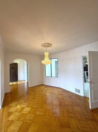 4BR/3BA Single Family House · San Francisco photo 4