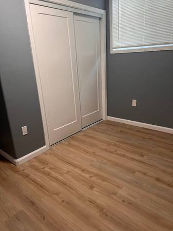 2BR/1BA Apartment · Oakland photo 3