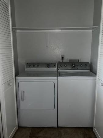 2BR/3BA Townhouse · Fairfield photo 4