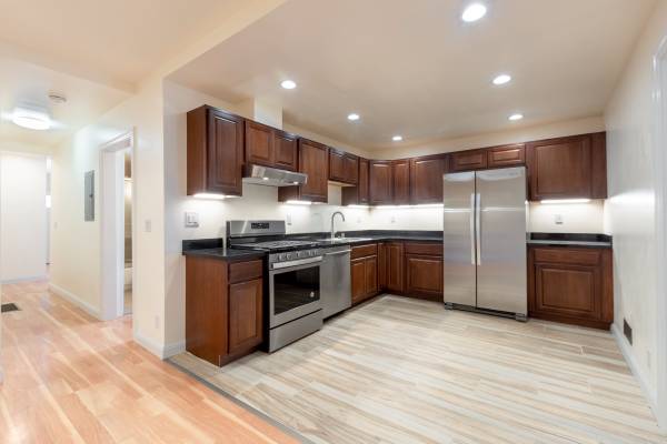 5BR/3BA Single Family House · San Francisco