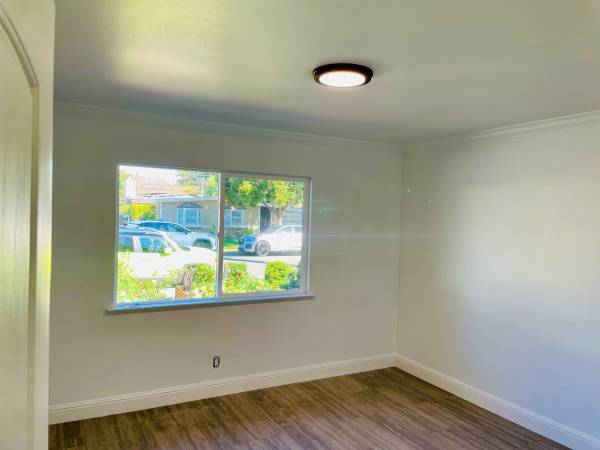 2BR/1BA Duplex · San Mateo photo 5
