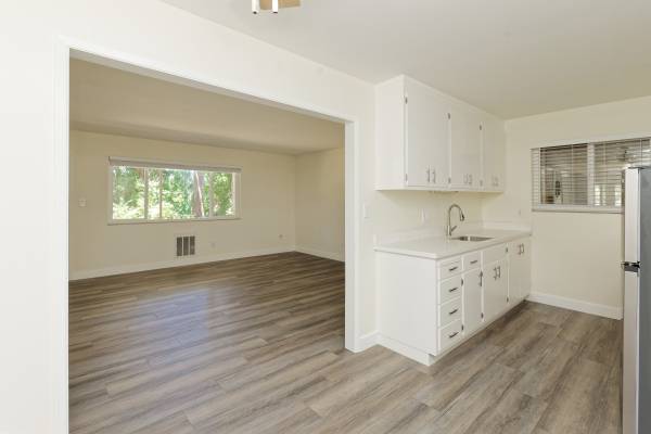 2BR/2BA Apartment · San Leandro