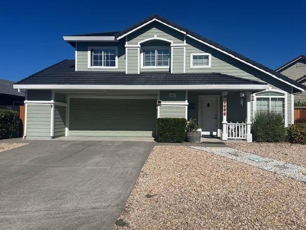 4BR/3BA Single Family House · Windsor