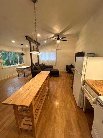 1BR/1BA Single Family House · Santa Rosa
