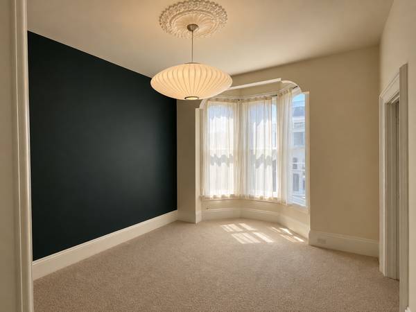 2BR/1BA Apartment · San Francisco photo 3