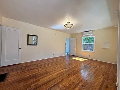 2BR/1BA Single Family House on San Juan Ave · Santa Cruz