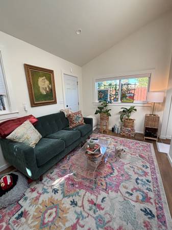 1BR/1BA In Law Adu · Santa Cruz photo 3