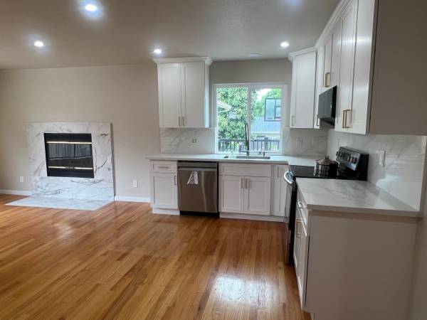 2BR/1BA In Law Adu · Fremont photo 2