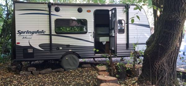 1BR/1BA Townhouse · Santa Rosa photo 3
