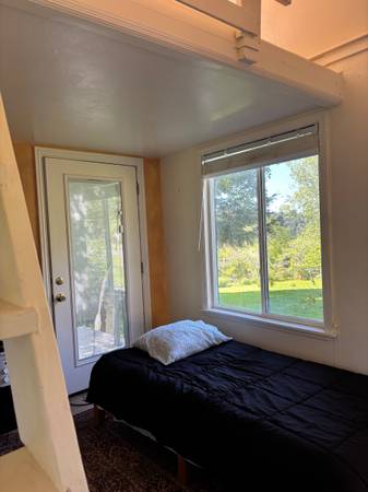 0BR/1BA Apartment · Sebastopol photo 5