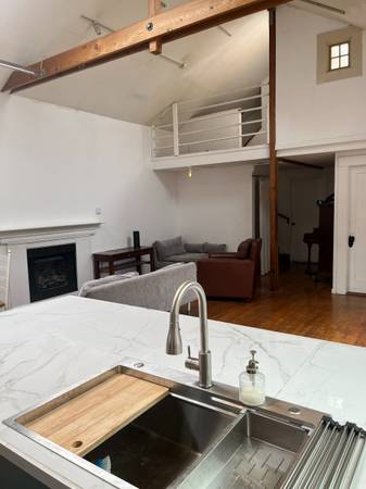 4BR/2BA Single Family House · Santa Cruz photo 4