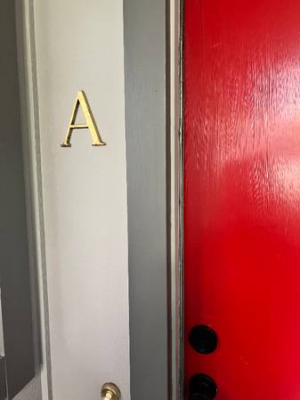 3BR/2BA Duplex on Sausalito Blvd · Sausalito photo 4