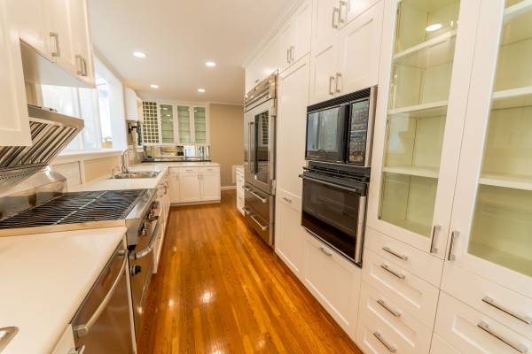 6BR/5BA Single Family House · San Francisco photo 4