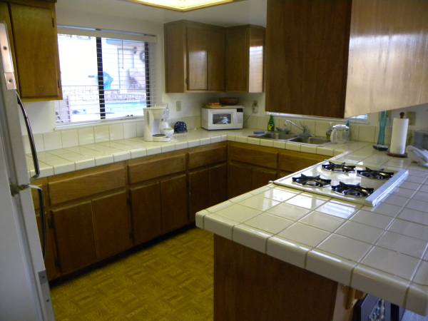 1BR/1BA Single Family House · Pleasant Hill photo 2