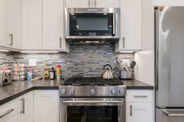 0BR/1BA Single Family House · Atherton photo 3