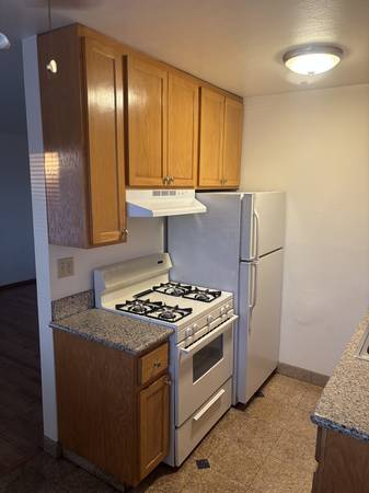 1BR/1BA Apartment · San Leandro photo 4