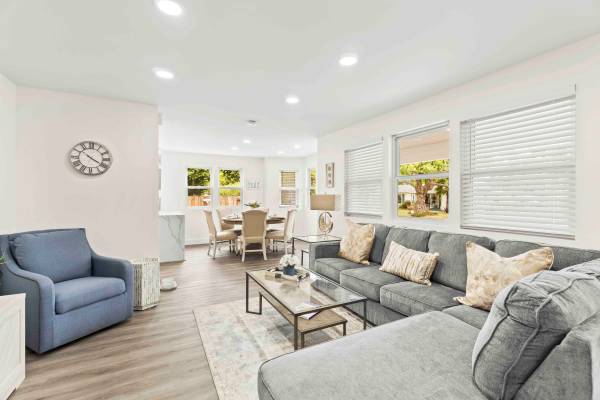 3BR/3BA Single Family House · Santa Rosa photo 2