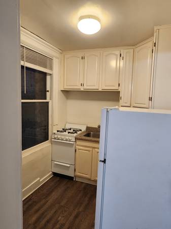 2BR/1BA Apartment on Bush St · San Francisco photo 5