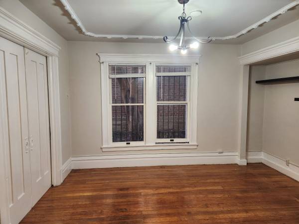 2BR/1BA Apartment on Bush St · San Francisco photo 2