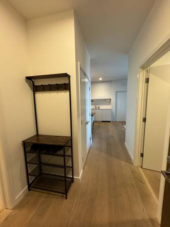 2BR/2BA Apartment · San Francisco photo 5