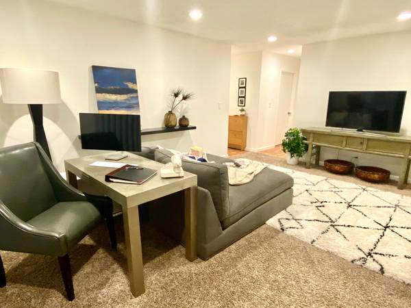 Apartments on Mowry Ave · Fremont photo 4