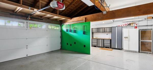5BR/3BA Single Family House on Woodleaf Ct · Novato photo 2